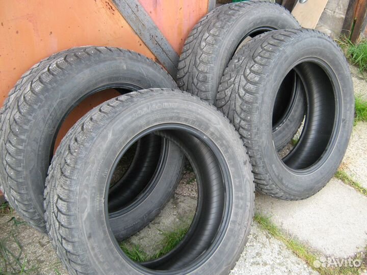 Зимние шины Nokian Nordman 5 SUV 225/60 R17