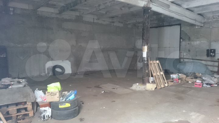 Гараж, > 30 м²