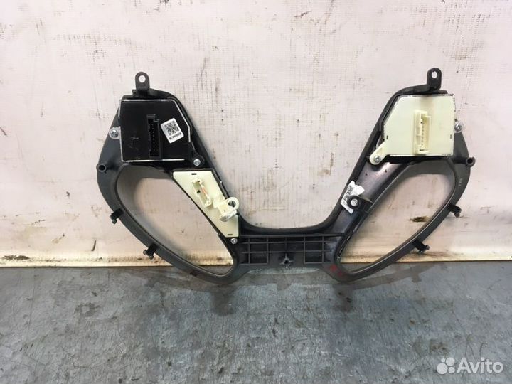 Кнопки руля Kia Rio 3 седан G4FC 2015