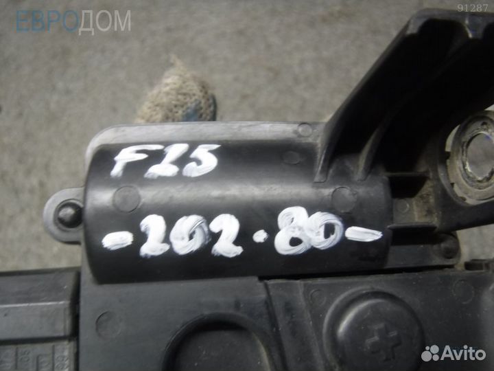 Распределитель передний BMW F25 s1103345