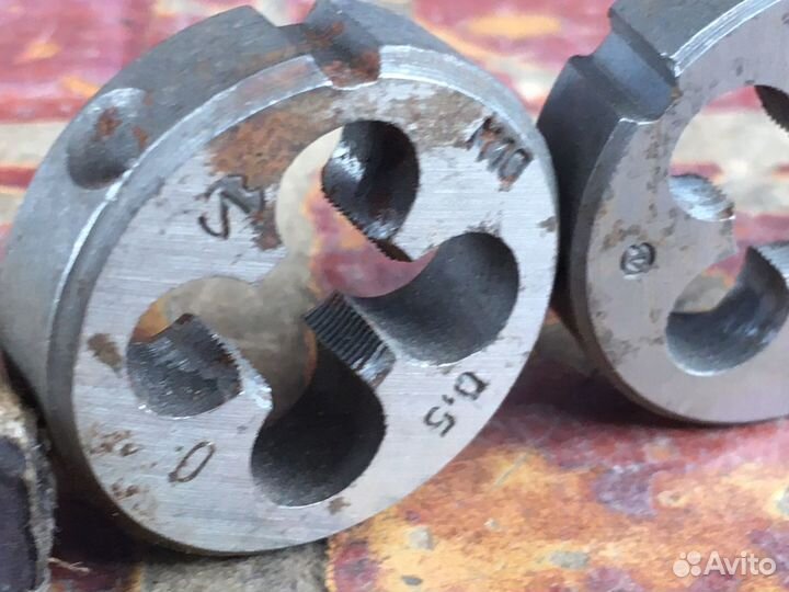 Плашки СССР м10 шаг 0,5
