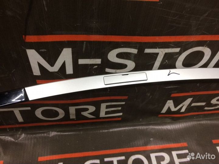 Молдинг крыши левый Mercedes-Benz S-Class W221