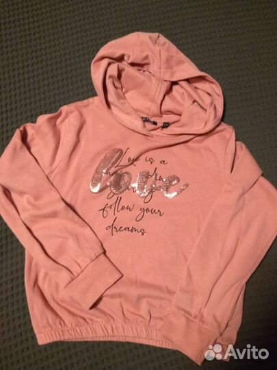 Одежда для девочки,рост 140-146