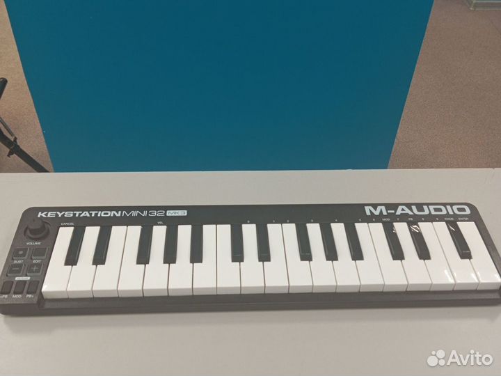 Midi клавиатура M-Audio Keystation mini32 MK3