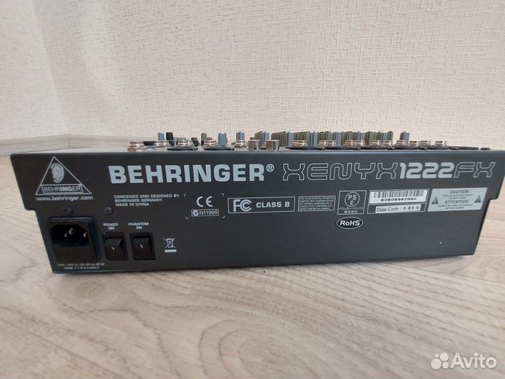 Микшерский пульт Behringer xenyx 1222FX микшер