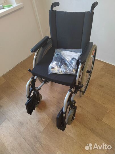 Инвалидная коляска