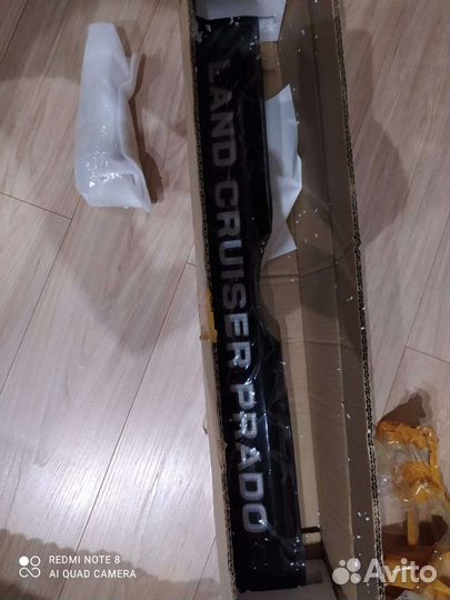 Накладка на заднюю дверь Land Crauiser prado 150