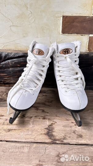 Коньки фигурные детские