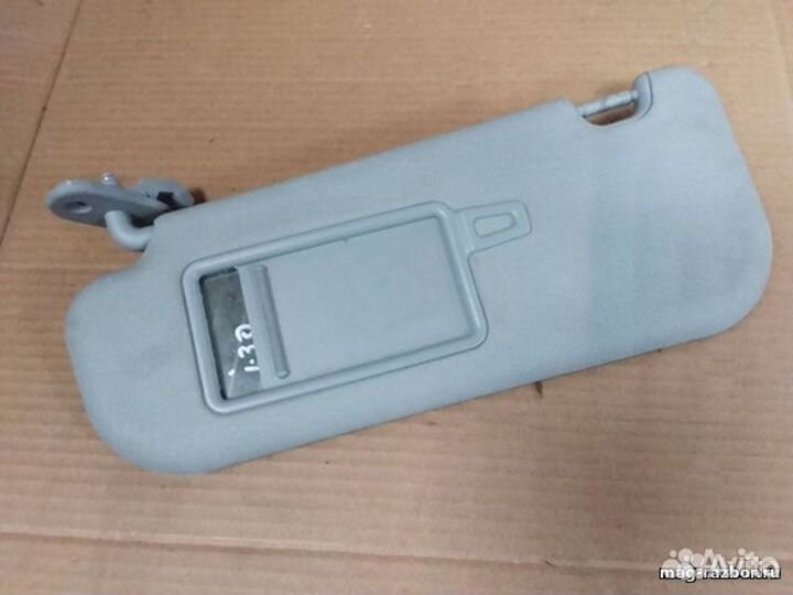 Козырек Hyundai I30 левый