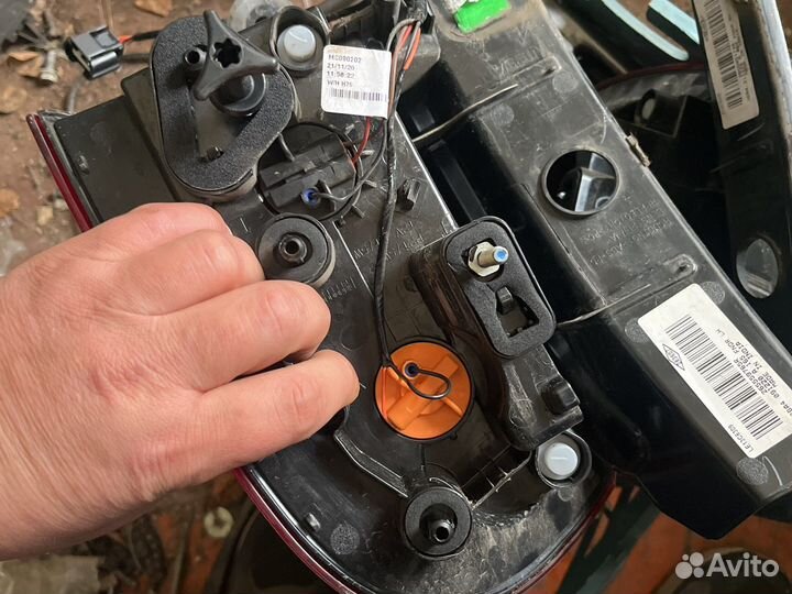 Террано d10 фонарь правый