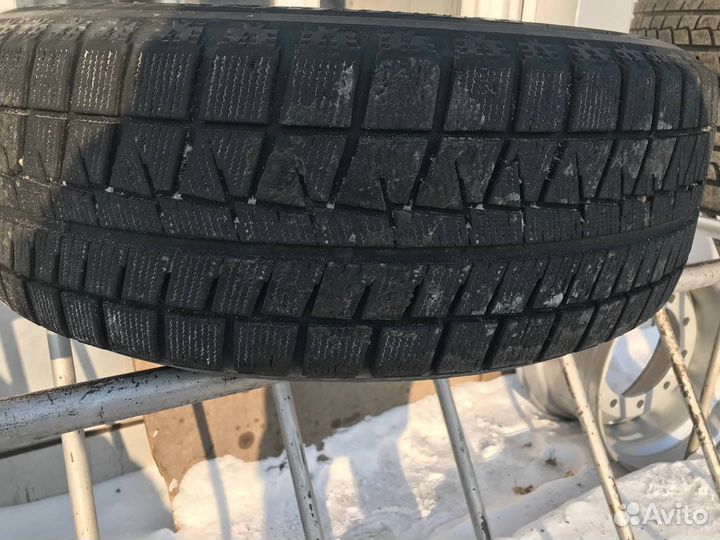 Bridgestone Blizzak Revo GZ 215/60 R16 S