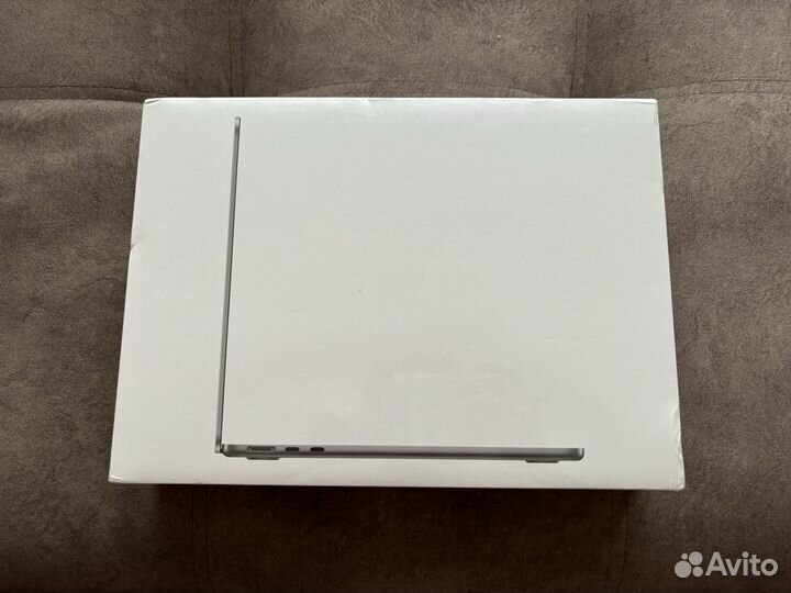 Macbook Air 13 M2 8/256