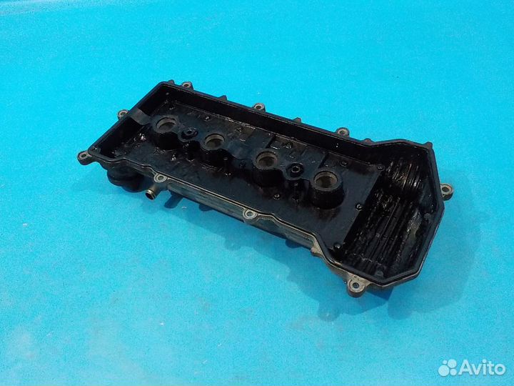Клапанная крышка ГБЦ toyota Avensis (T250) 2003-2008