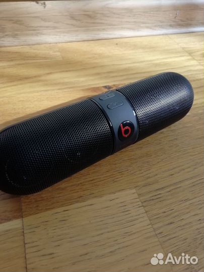 Беспроводная колонка beats Pill 2.0