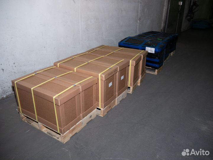 Hitachi zx225usrlc-3 стекло боковое левое