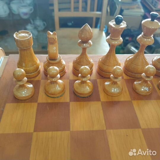 Деревянные резные шахматы. 1950-60-е годы