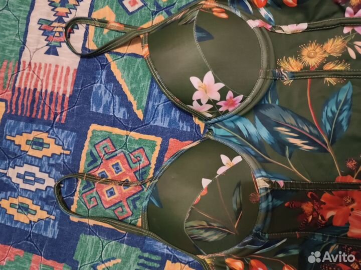 Купальник слитный с парео