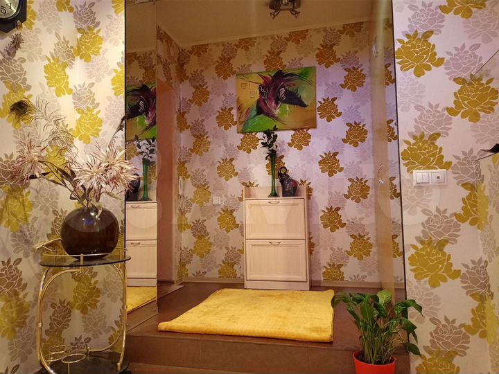 2-к. квартира, 72 м², 6/9 эт.