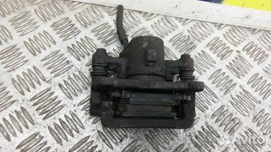 Суппорт тормозной задний правый toyota corolla E12