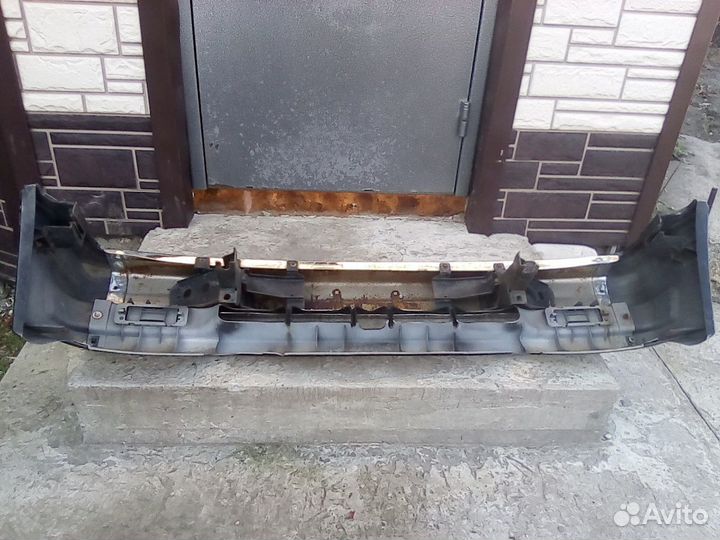 Mazda B серии 1998г. Передний бампер