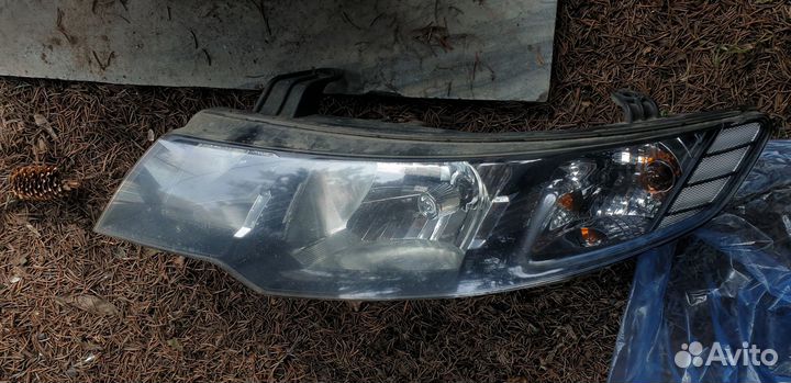 Комплект фар Киа Церато 2010