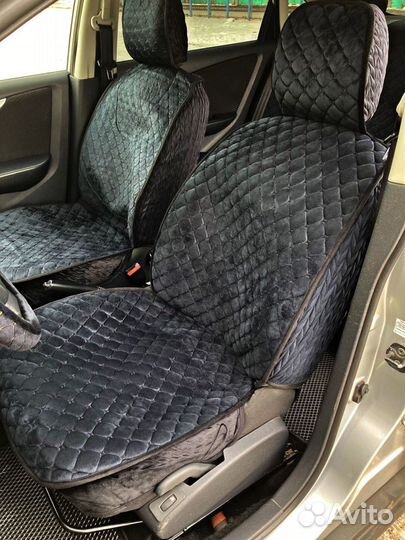 Чехлы на автомобильные сидения полный комплект
