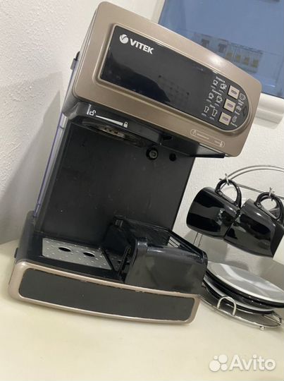 Кофемашина рожковая vitek