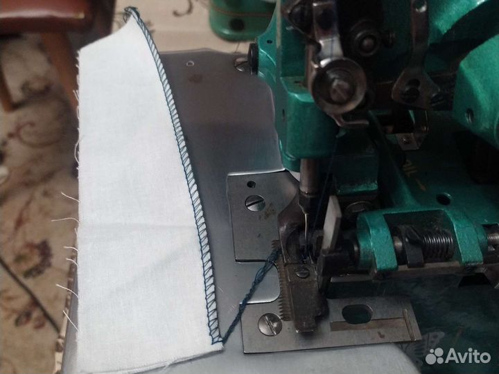 Швейная машинка оверлок GNI- 1