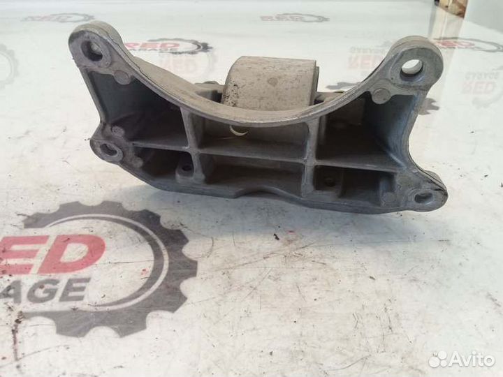 Подушка АКПП Mercedes-Benz E-Class W212 (212054C)