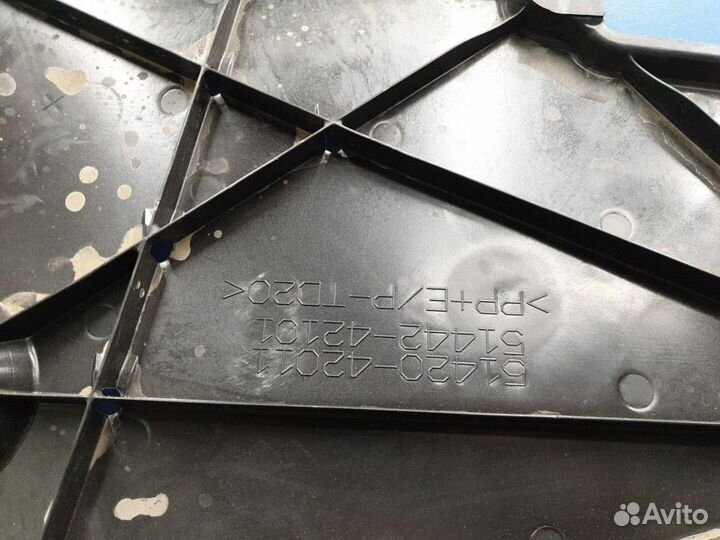 Пыльник двигателя Toyota RAV 4 2019