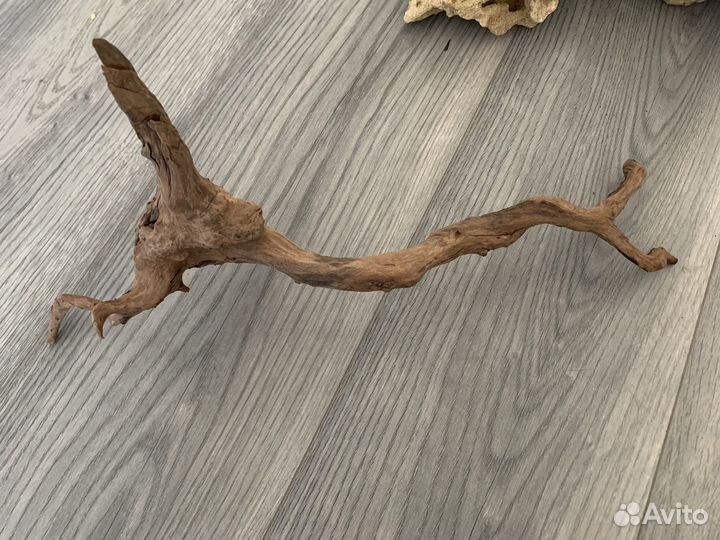 Камни и коряга для аквариума