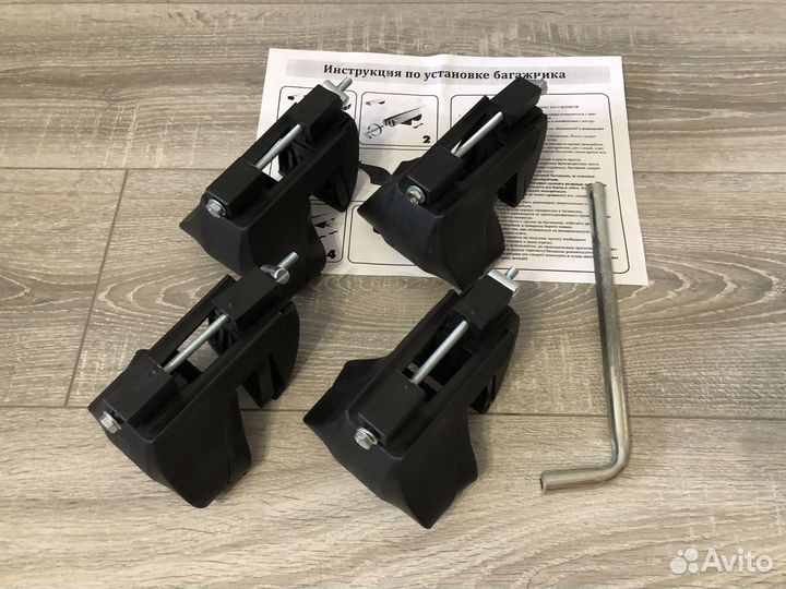 Багажник на крышу favorit крыло для Москвич 3