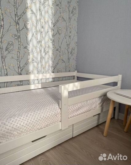 Детская кровать из массива бука