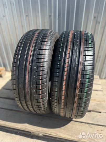 Michelin Pilot Sport 3 245/45 R19