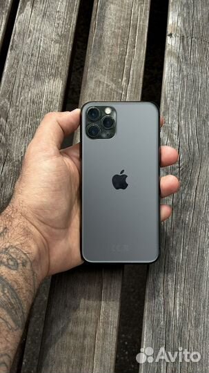 iPhone 11 Pro, 64 ГБ