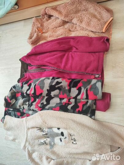 Одежда для девочек пакетом 128-134