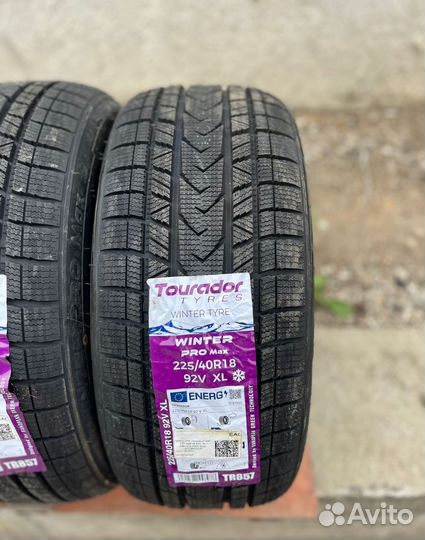 Tourador Winter Pro Max 225/40 R18 92V