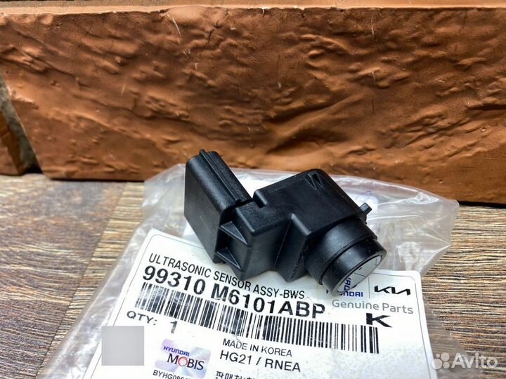 Датчик парковки Kia Cerato 2018+ Новый Оригинал