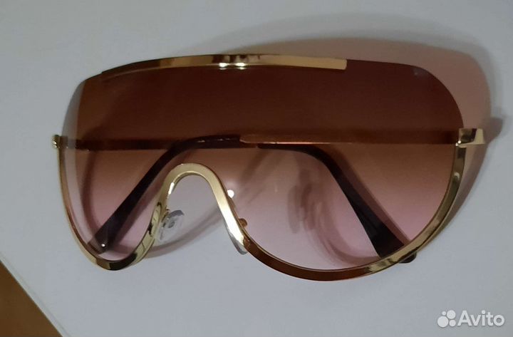 Солнцезащитные очки женские