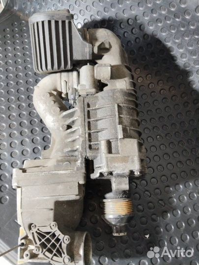 Компрессор двс (нагнетатель воздуха) Mercedes