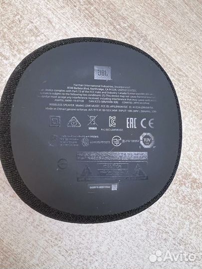 Умная колонка jbl link music с Яндекс Алисой