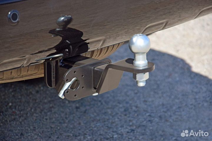 Фаркоп toyota LC 200 с 2007 - съемный квадрат