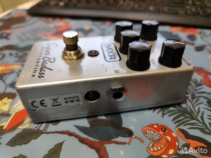 Гитарная педаль MXR M75 Super Badass Distortion