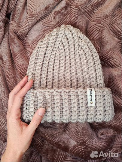 Шапка женская вязаная