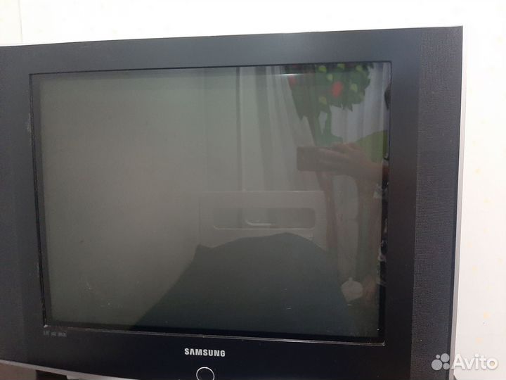 Телевизор samsung