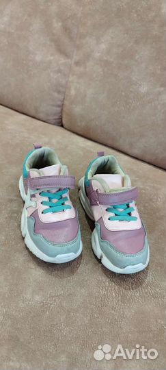 Кроссовки детские