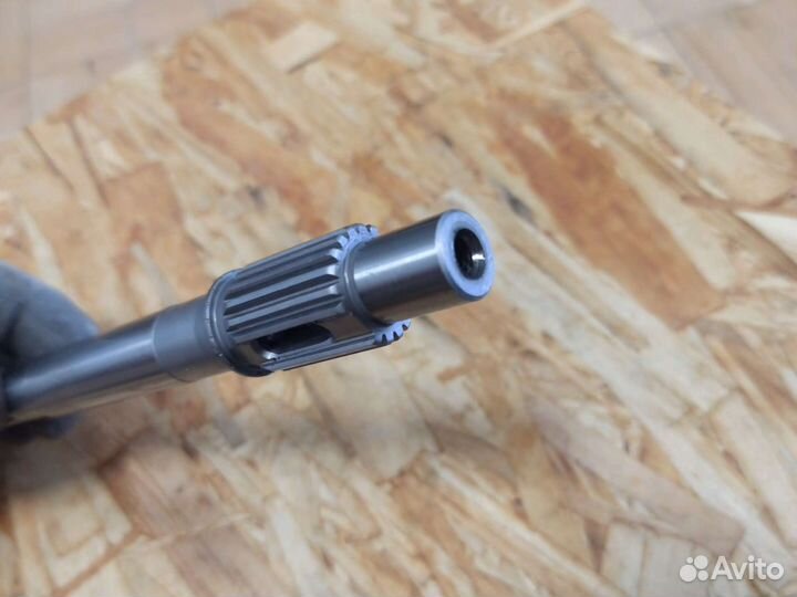 Гребной вал suzuki DT9.9-DF15 57610-93901