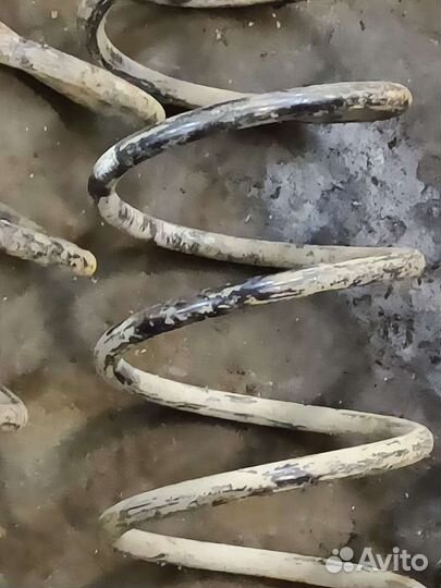 Передние пружины Опель Омега Б 2,0 и 2,5