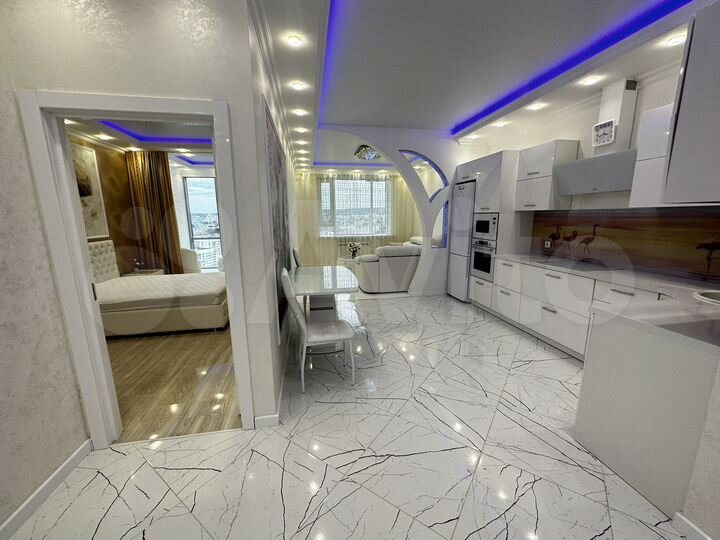 2-к. квартира, 66 м², 20/37 эт.