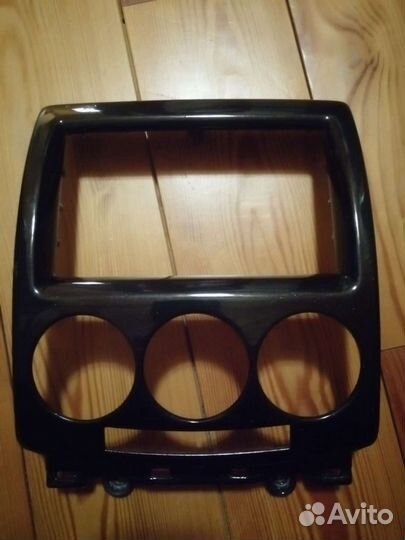 Запчасти для Мазды 5 с 05-10